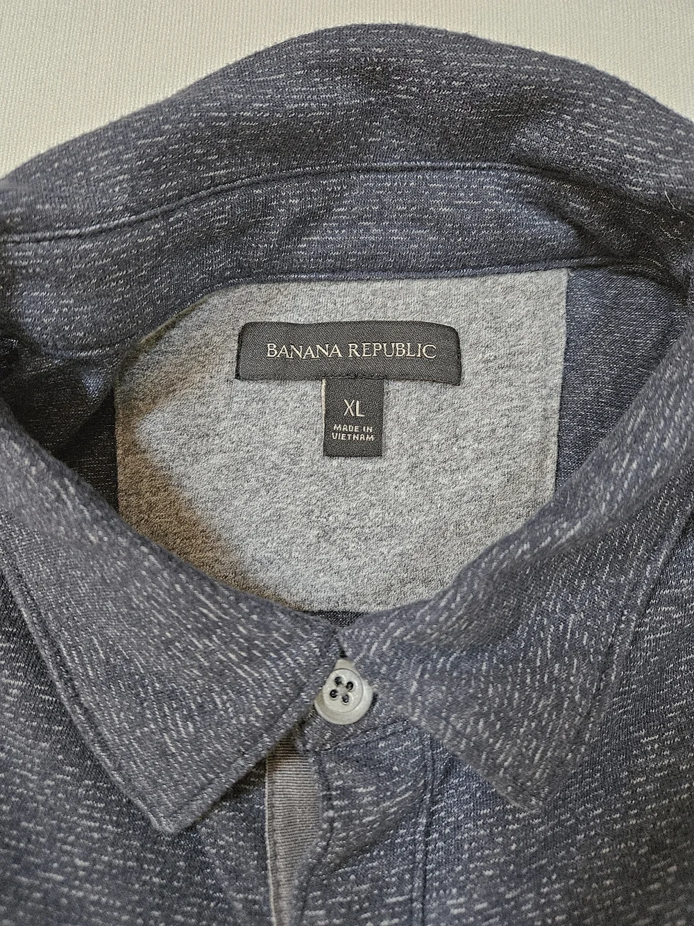 Men's Banana Republic Heathered Navy Polo Shirt with Chest Pocket